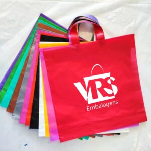 Sacola Plástica Alça Fita Personalizada com a sua marca